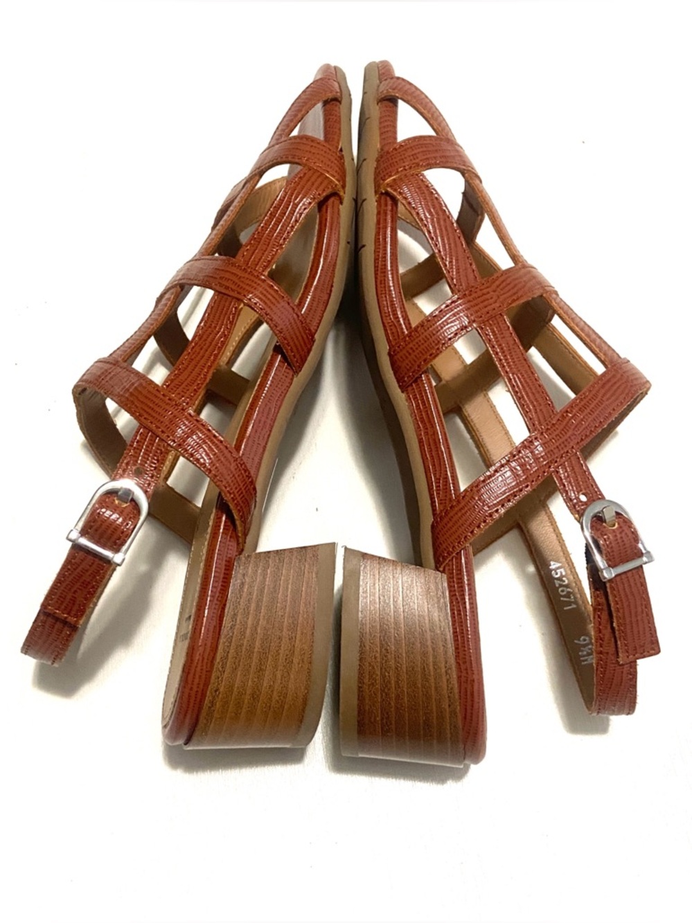 Aquatalia Harlie Leather cage Sandal in Russel - Picture 4 of 9